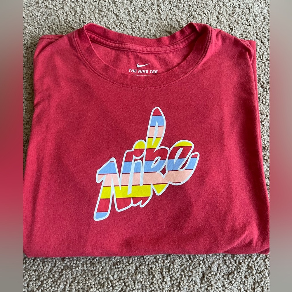 Women’s Nike shirt XL